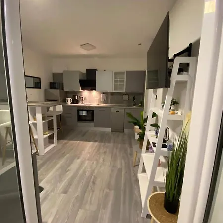 Tonino Apartment *